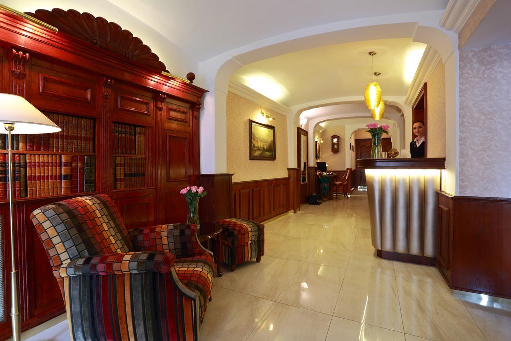 Promenada Romantic Hotel Κάρλοβι Βάρι Εξωτερικό φωτογραφία